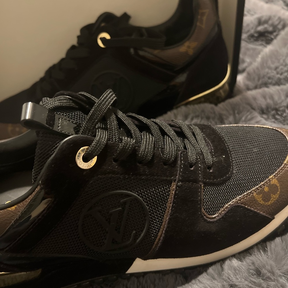 Womens Louis Vuitton sneakers size 10 1/2.